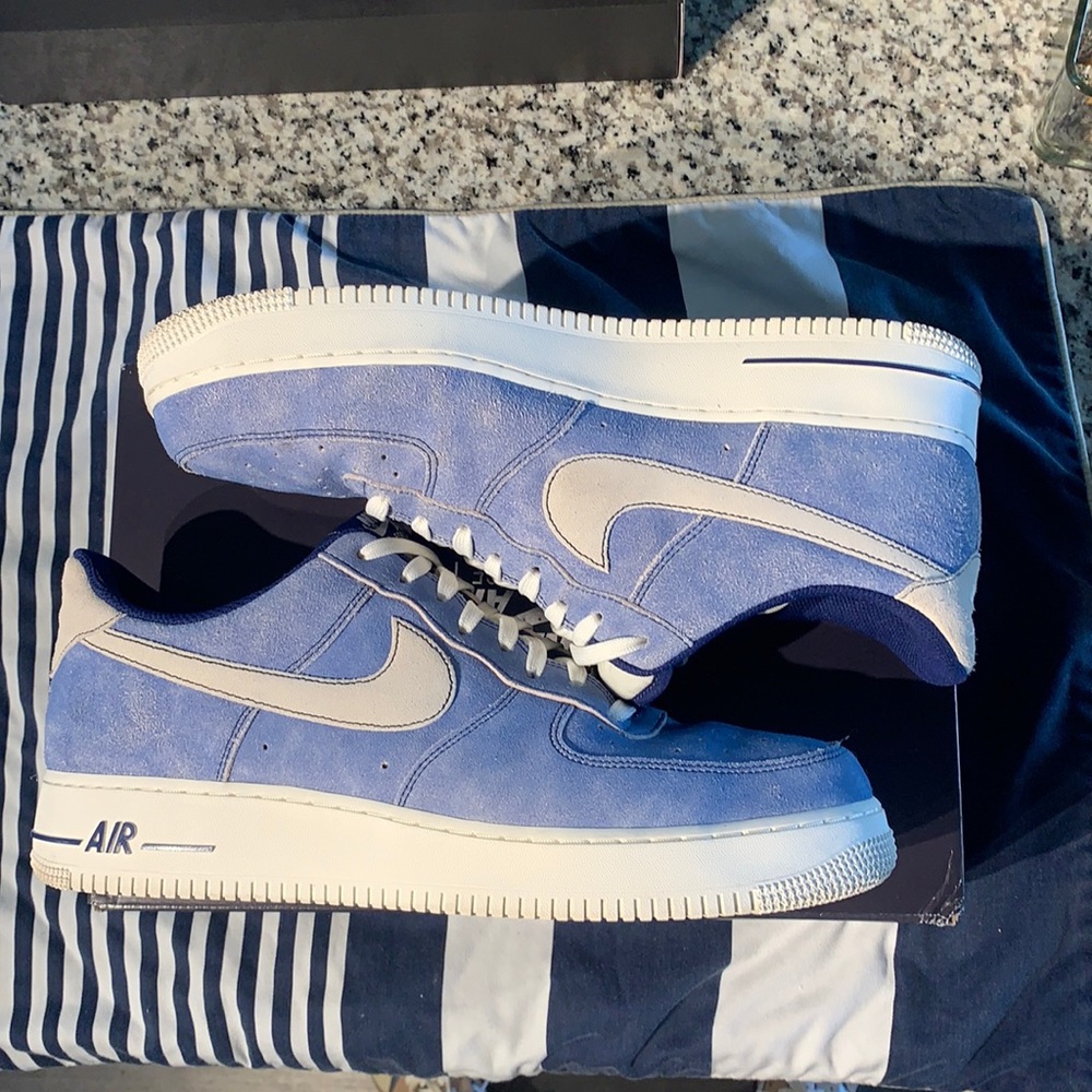 Nike Air Force 1 LV08